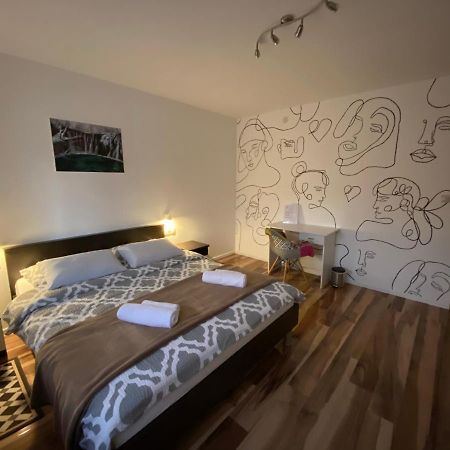 Apartment Liso Seliste Dreznicko Exterior photo